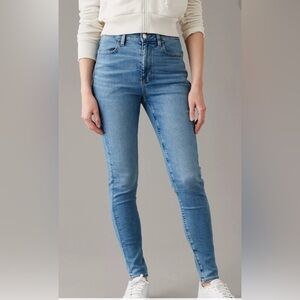 Next Level Super High-Waisted Jegging